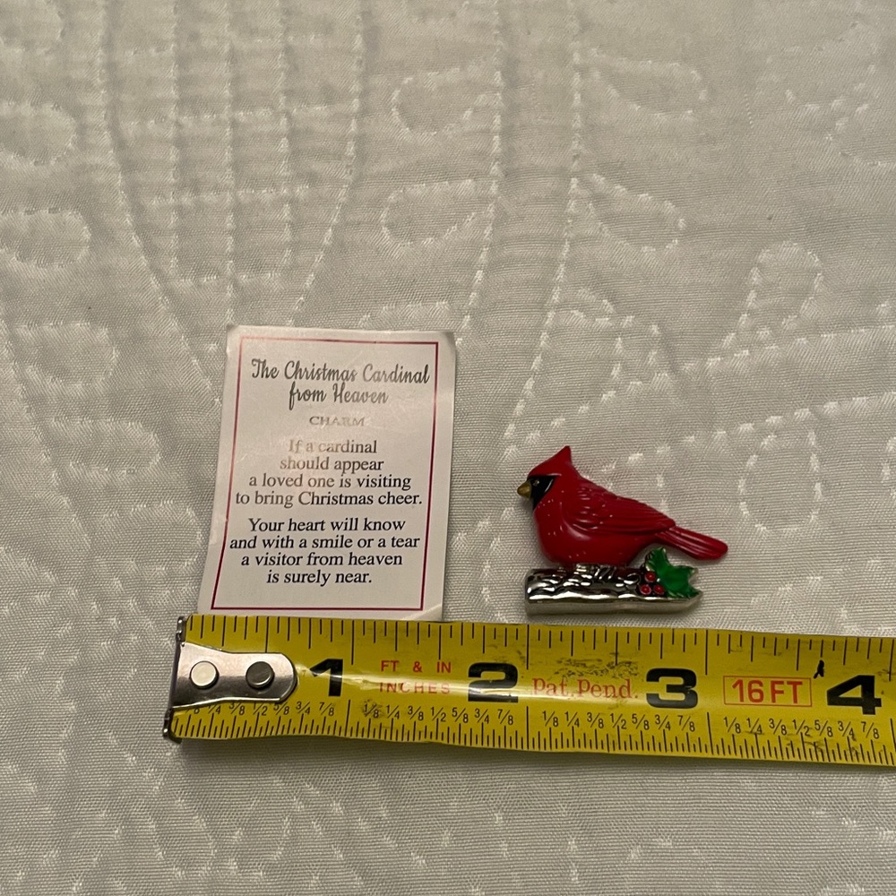 Metal Miniature Christmas Cardinal from Heaven Charm for Pocket Shelf or Held - Picture 7 of 9